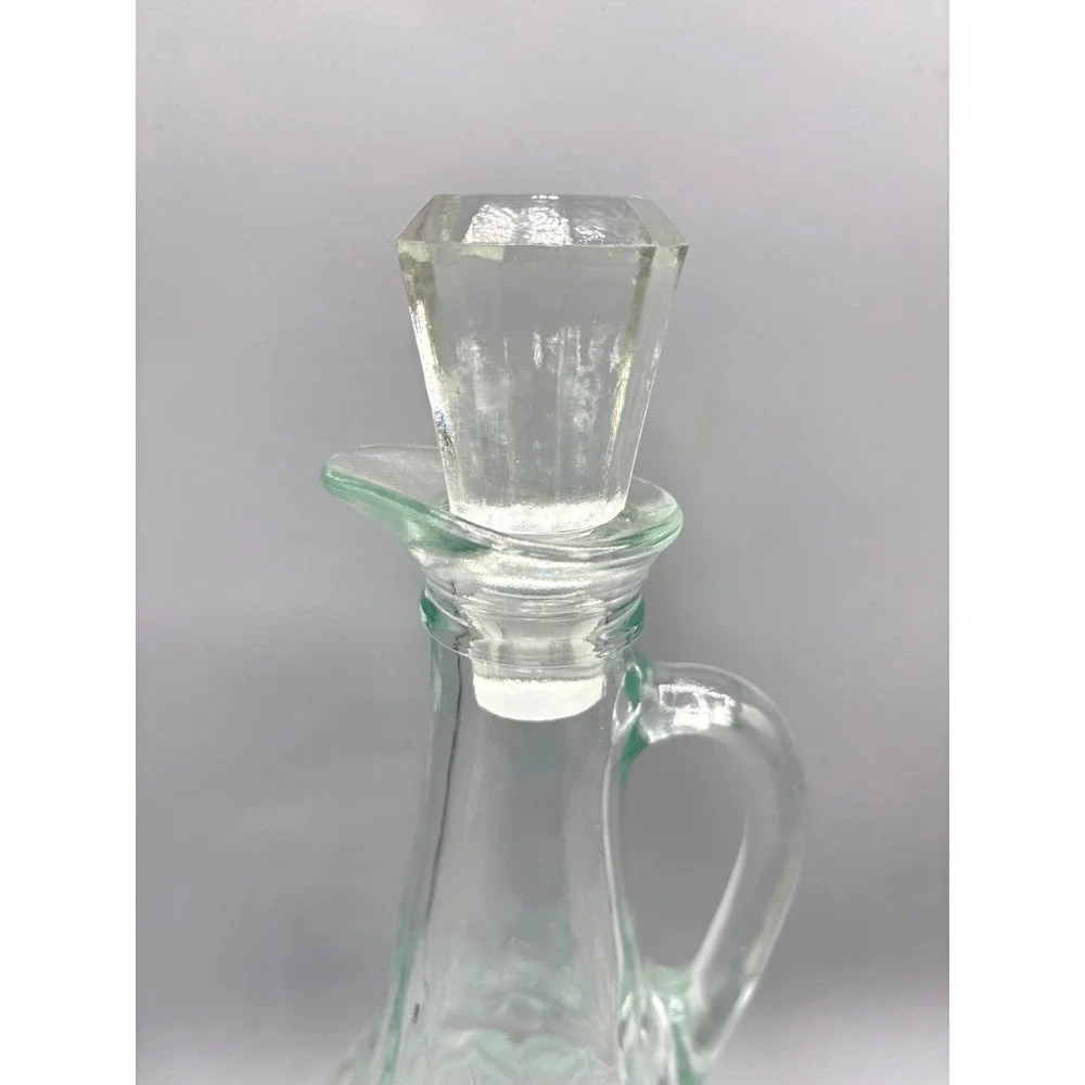 Vtg Mogen David Embossed Glass Cruet Decanter Stopper Sunburst Pattern Green‎